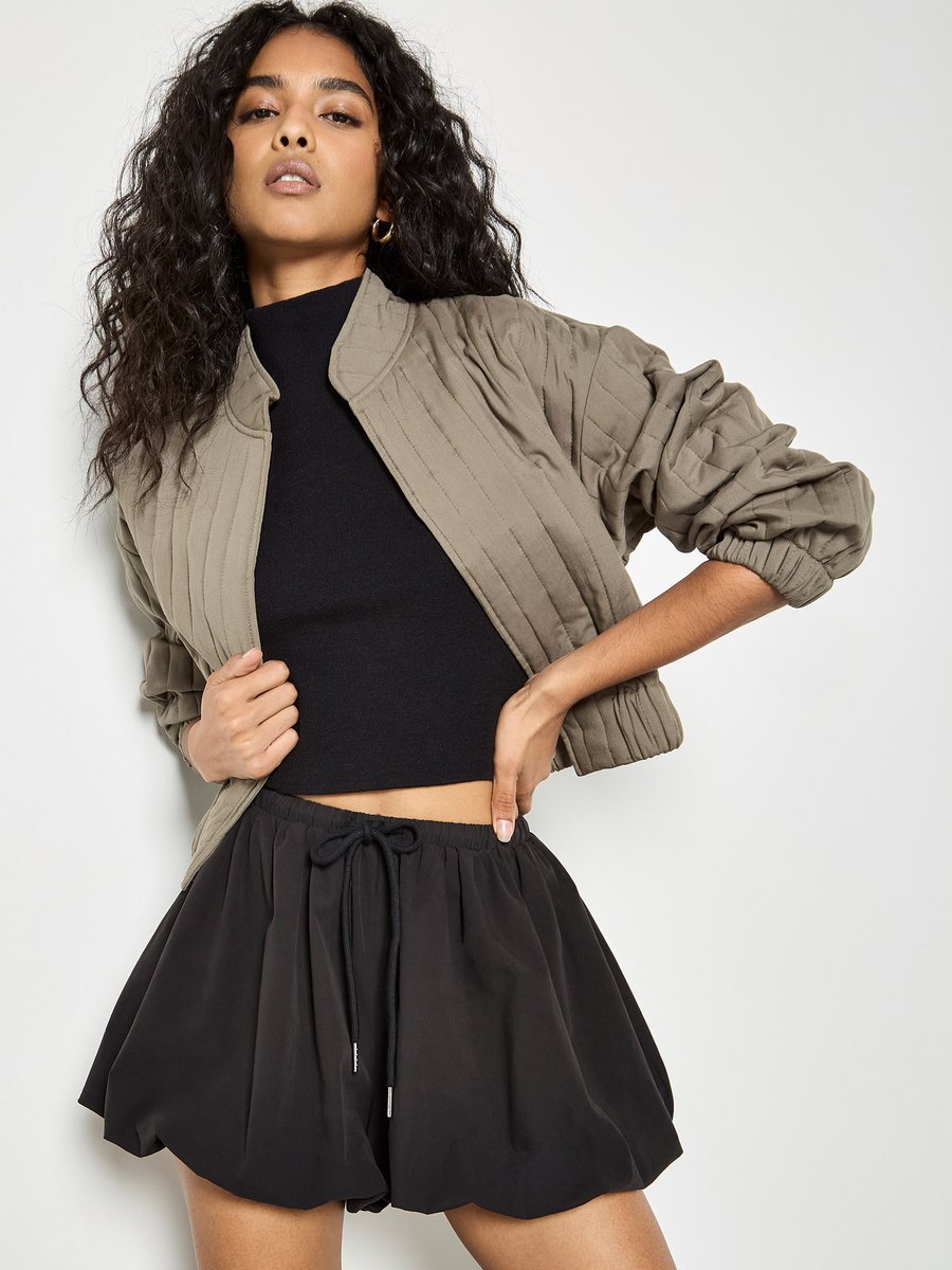 Mini-short met bolle zoom