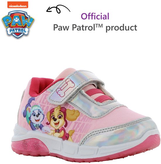 Officiële Paw Patrol sneaker in het roze met klittenbandsluiting. De sneaker heeft afbeeldingen van Everest en Skye en lichtjes in de zool.