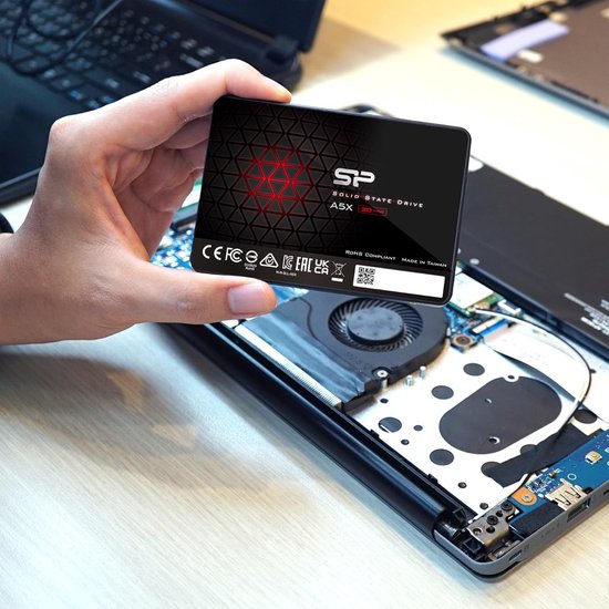Interne SSD - Solid State Drive Opslagstation - Computer Versnellen - SLC Cache Technologie - 1TB - Zwart — afbeelding 4