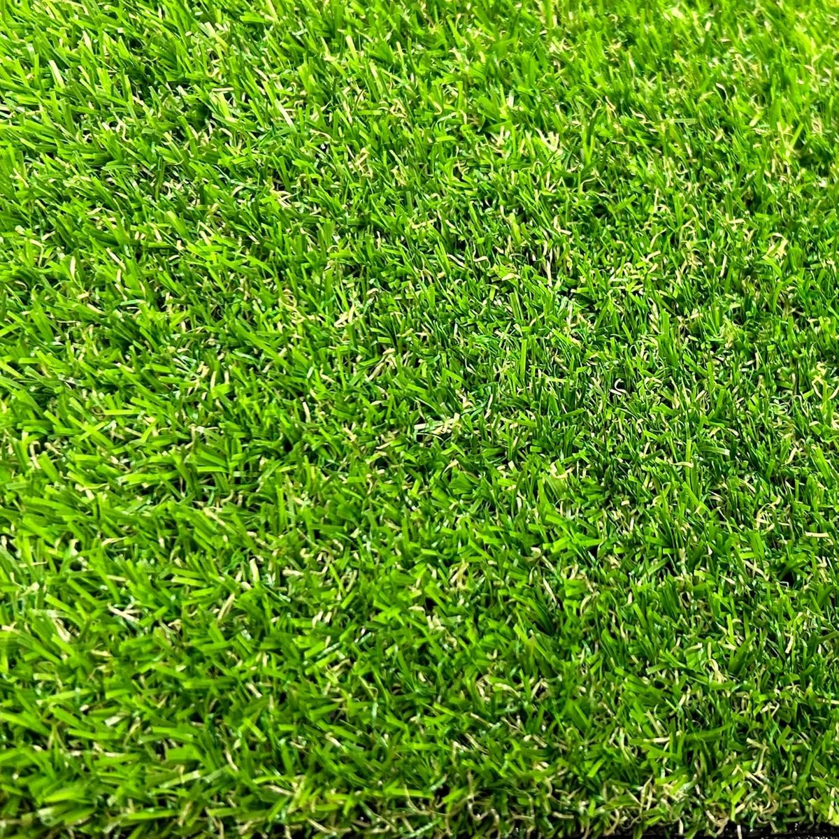 Kunstgras Rol - Zacht Gazon - Buitenruimte Decoratie - Volle Zachte Vezels - 100x400cm 17mm - Groen