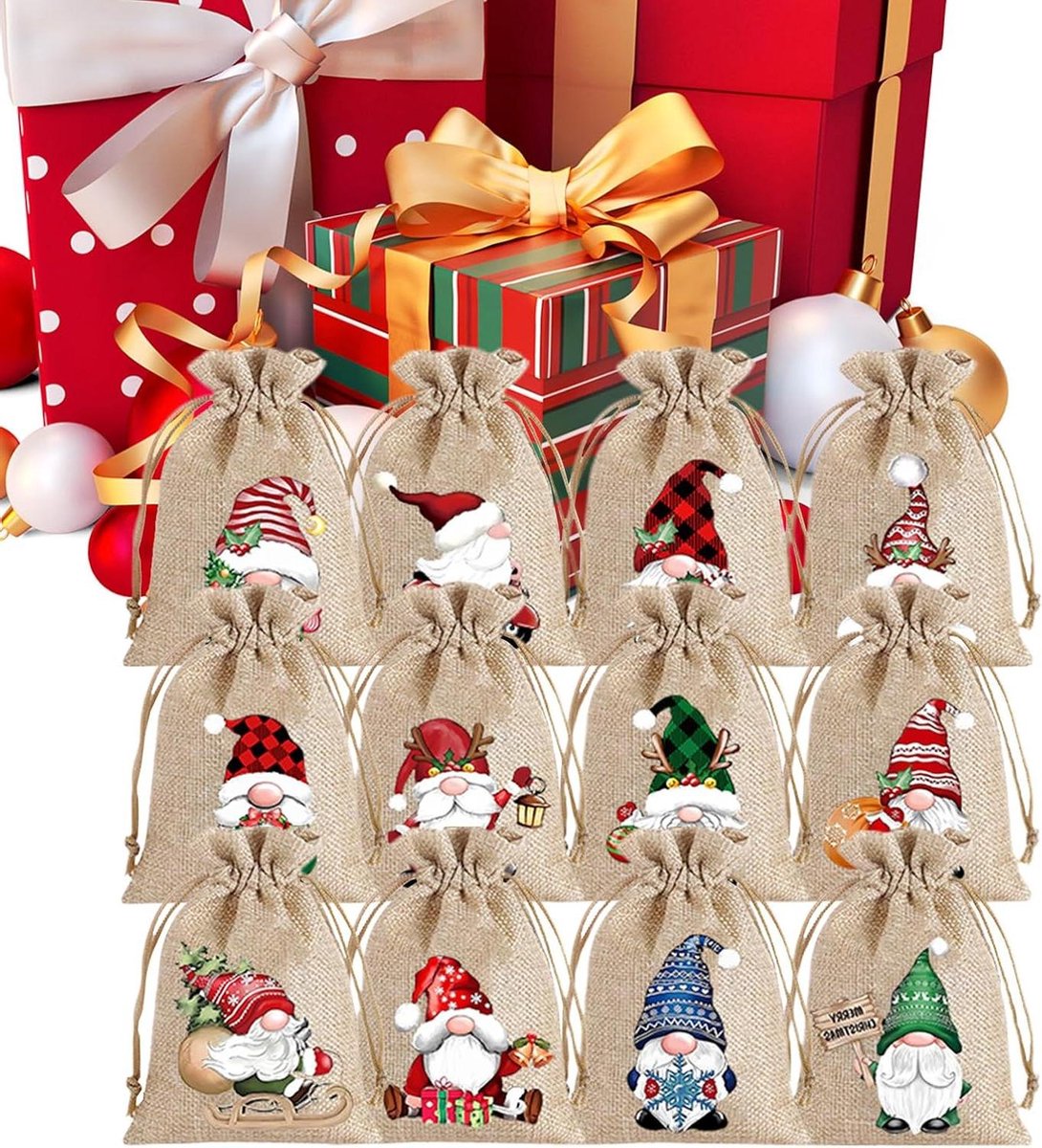 Kerst Snoepzakjes - Adventszakjes Cadeauzakjes - Feestelijke Decoratie - Jute met Cartoon - 18 x 13 cm - Veelkleurig