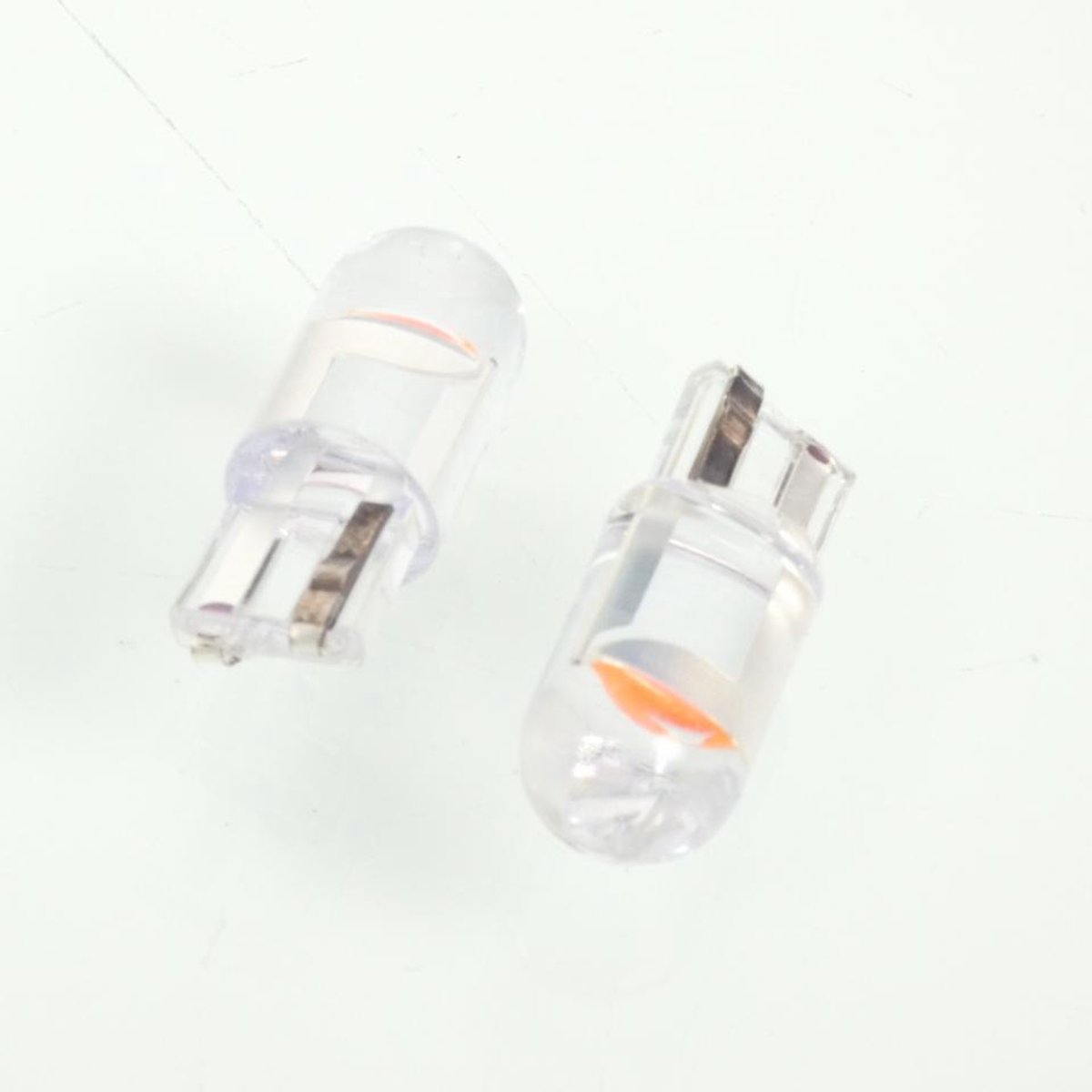 Ampoule LED M-Tech pour Auto 12V 0.29W W2.1x9.5d T10 W5W Neuf
