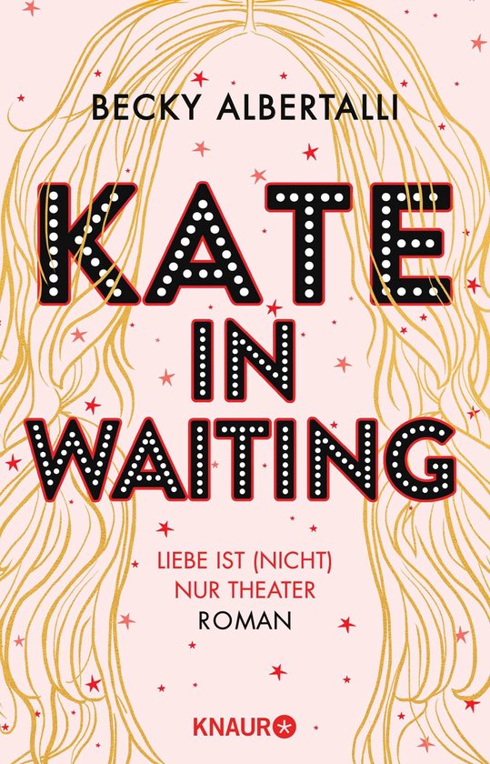Boekcover met de titel KATE IN WAITING in grote, zwarte letters met witte stippen en rode rand. Op de achtergrond goudblonde krullen en rode sterren.