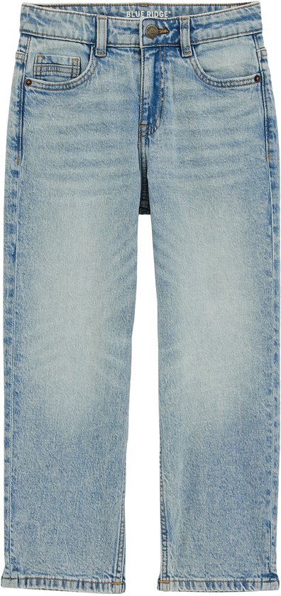 Voorkant van een lichtblauwe loose fit jeans met lichte wassing.