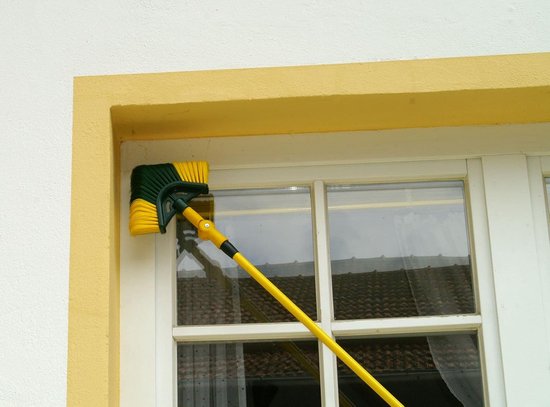 Hoekbezem met Telescoopsteel en Hoekadapter voor Dakgoten — afbeelding 4