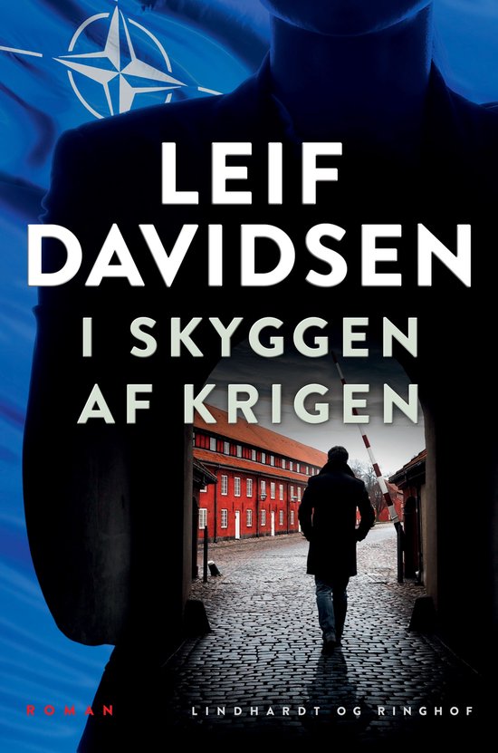 I skyggen af krigen - cover