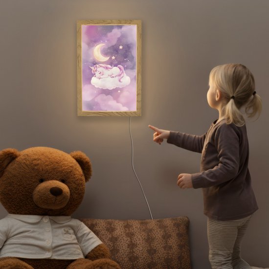 Nachtlampje 20x30 cm - Kinder lampje - Eenhoorn - Paars - Sterrenhemel - Maan - Tafellamp kinderkamer - Slaapkamer lamp - Bedlamp kinderen - Kinderlampje stopcontact - Wandlamp babykamer - Nachtlampjes van OnlyWow — afbeelding 5