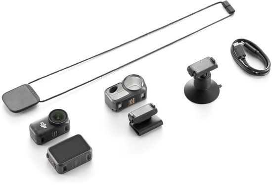 Zwarte DJI action camera, halsketting, magnetische bevestiging, standaard en USB-kabel.