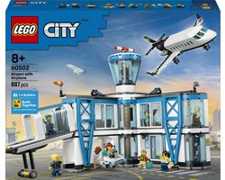 LEGO® Luchthaven met Vliegtuig - Speelgoedset met Vliegveldmodel voor Jongens, Meisjes en Fans van Speelgoedvliegtuigen - Bouwset voor 1 tot 4 Personen - 9 Minifiguren - Verjaardagscadeau voor Kinderen Vanaf 8 Jaar - 60502