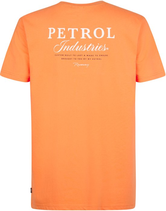 Oranje t-shirt met de tekst "PETROL Industries", "CUSTOM BUILT TO LAST & MADE TO ENDURE", "BROUGHT TO YOU BY BY PETROL" en "Raceray" op de rug.