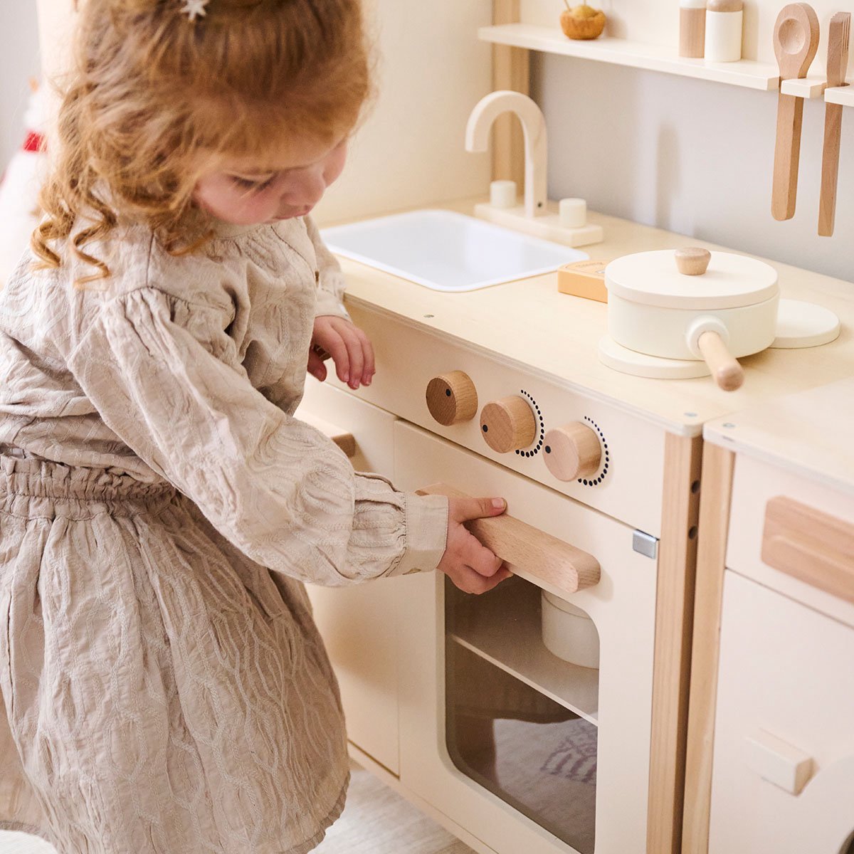 Petite Amélie Speelkeuken Chantilly - Kinderkeuken incl. 10 Keukenaccessoires - H 76 cm — afbeelding 9