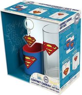 SUPERMAN - Gift Box (Mug + Keychain + Badges)