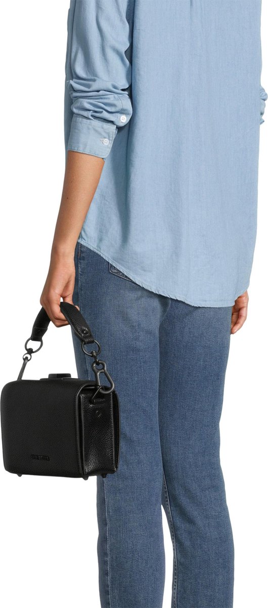 steve madden bkween crossbody bolsa