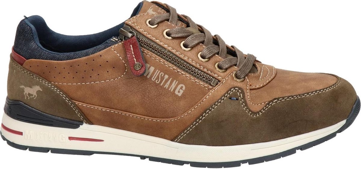 Mustang heren sneaker Cognac Maat 42