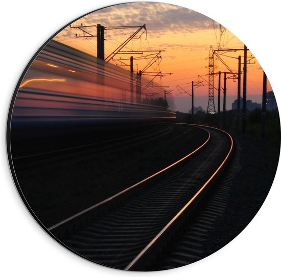 Dibond Wandcirkel - Langsrijdende Trein  - 20x20cm Foto op Aluminium Wandcirkel (met ophangsysteem)