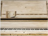 Poster – Oude Piano met een Boekje en Kroontjespen - 40x30cm Foto op Posterpapier
