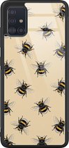 Samsung A71 hoesje glas - Bijen print - Hard Case - Zwart - Backcover - Print / Illustratie - Geel