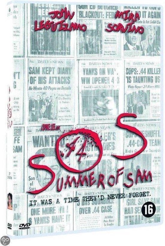 DVD cover van de film "Summer of Sam" met John Leguizamo en Mira Sorvino, krantenkoppen en rode tekst.
