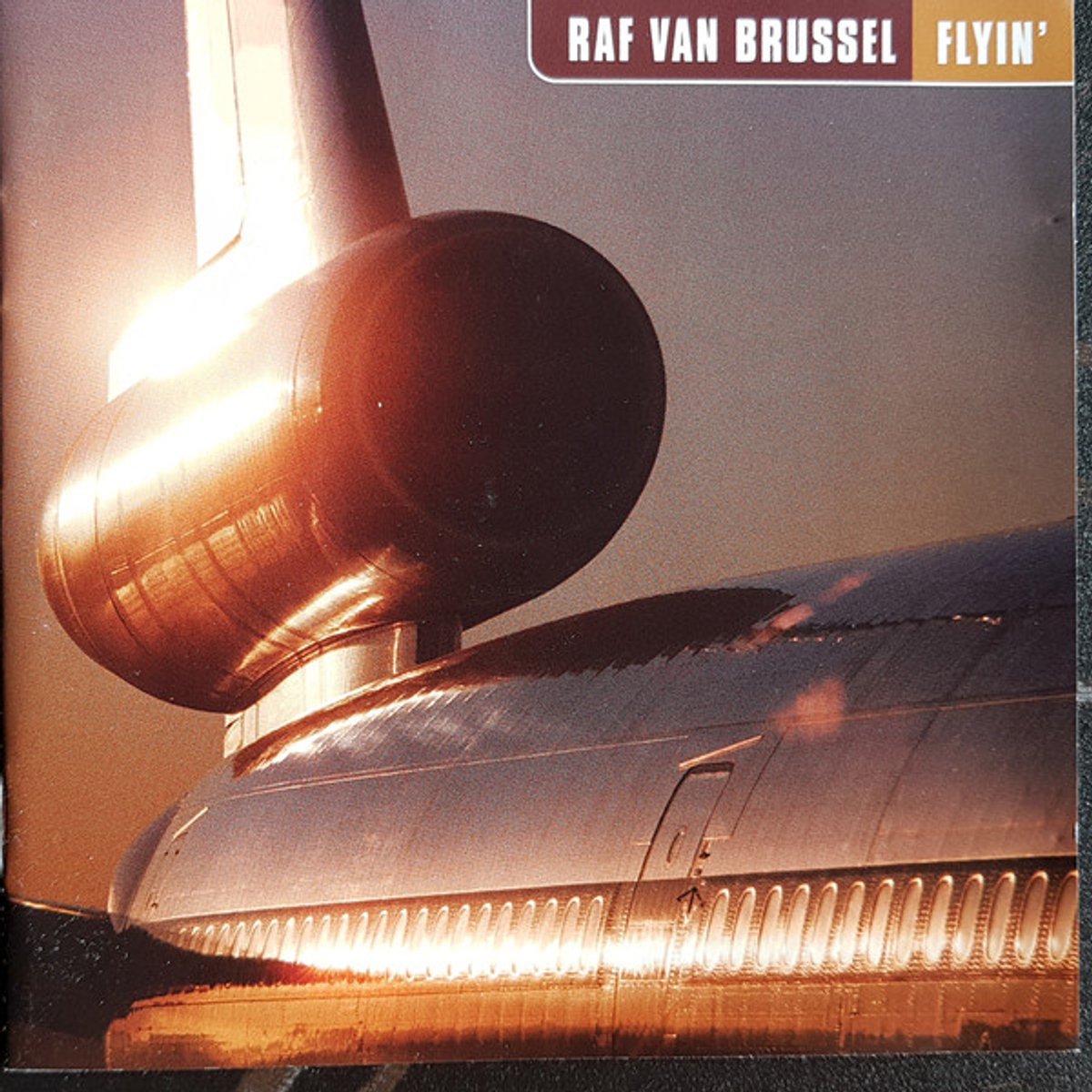 Raf Van Brussel - Flyin'