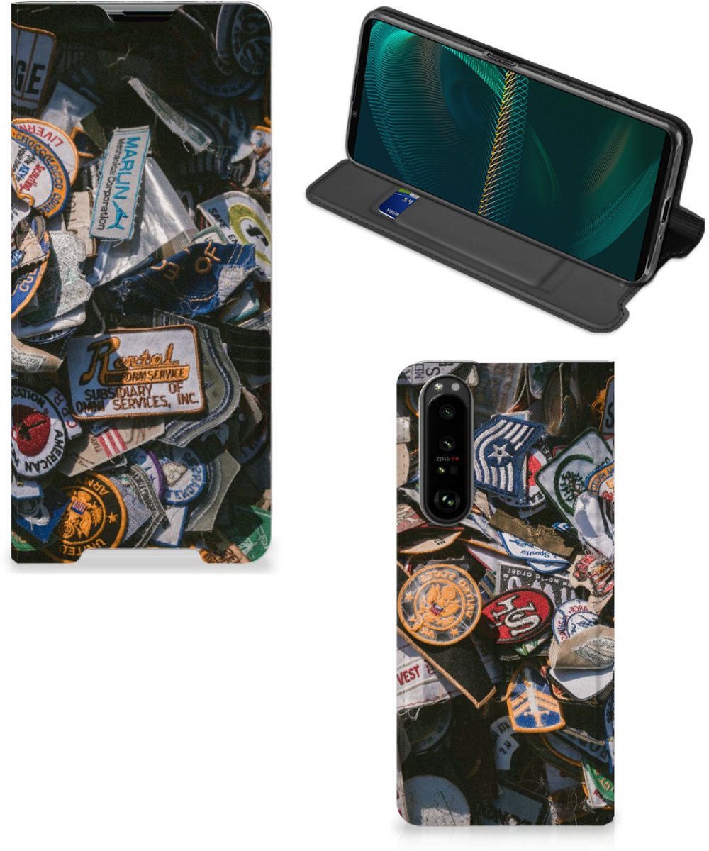 Sony Xperia 5 III Stand Case Badges