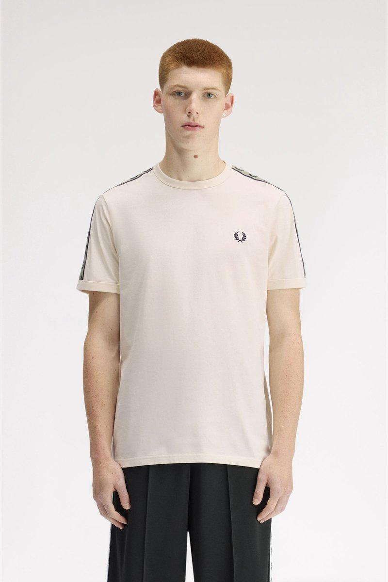Fred Perry T-shirt M4613 Roze