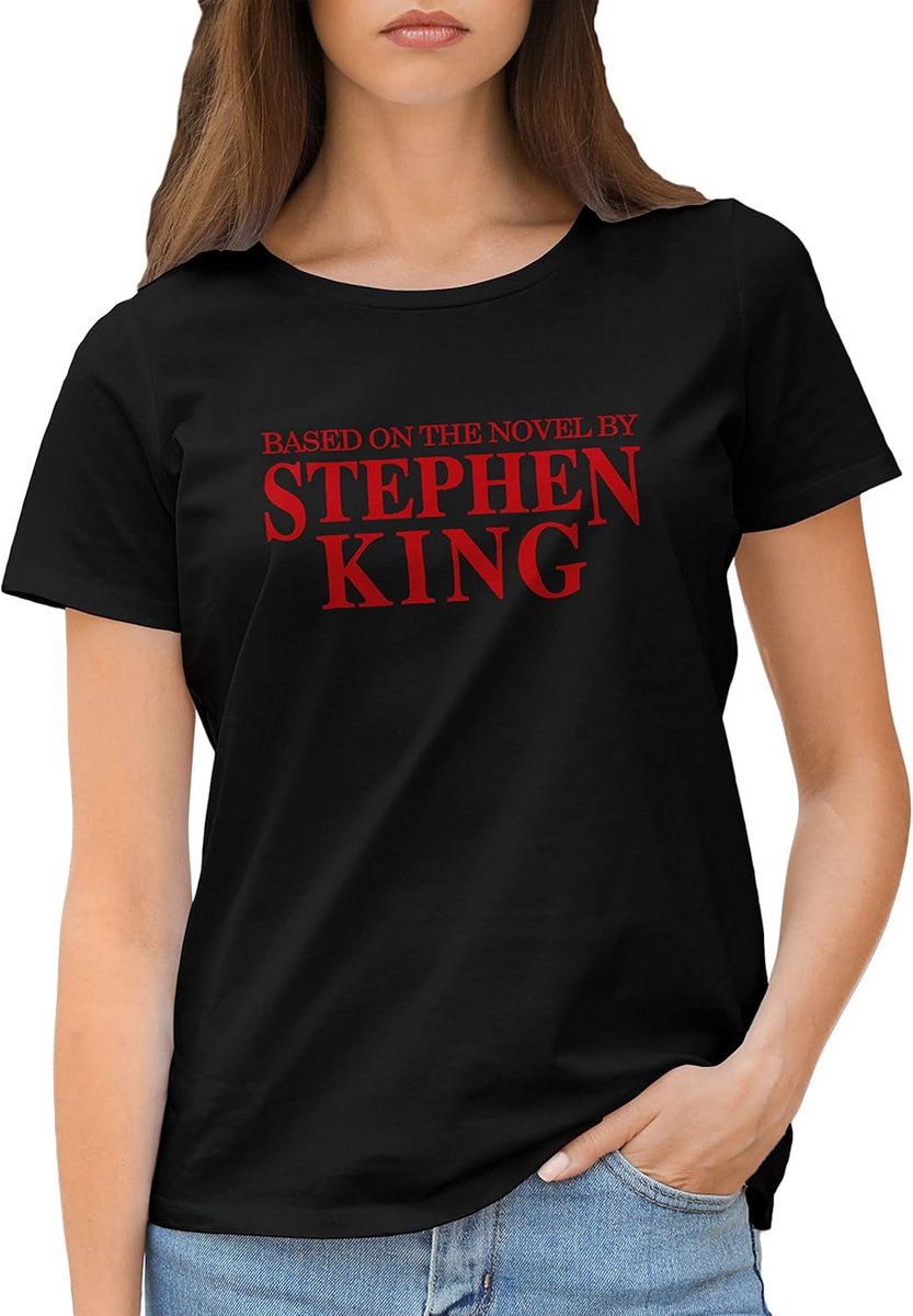Dames T-Shirt Geïnspireerd op Boek van Bekende Horror Auteur