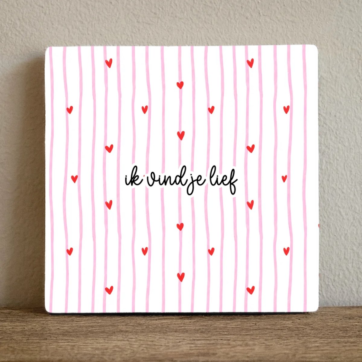 Label2X - Tegeltje - You and me glazen - Met tegelhouder - Wit met zwart - Spreuktegels - Tegeltjes met spreuken – Spreuken - Tegeltjes wijsheden – Tegeltjeswijsheden - Tegels met spreuken - tegeltje spreuk