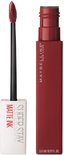 Matte rode lippenstift "Voyager" van Maybelline SuperStay Matte Ink.