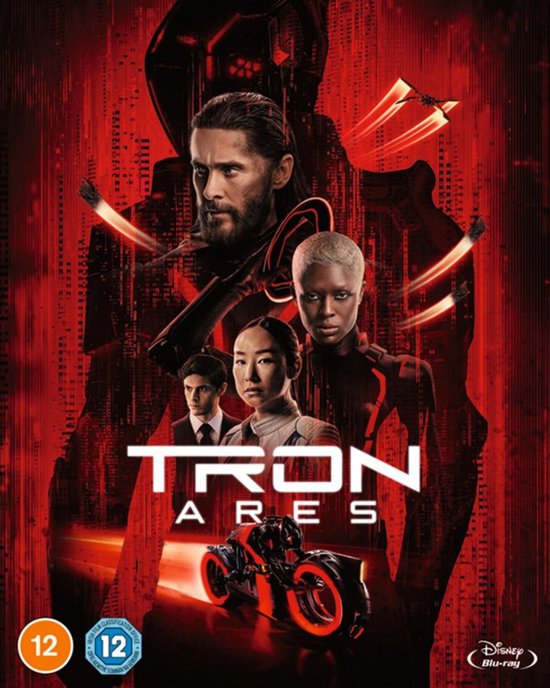 Filmcover TRON: ARES met vier hoofdrolspelers, een futuristische motor en rode gloed.