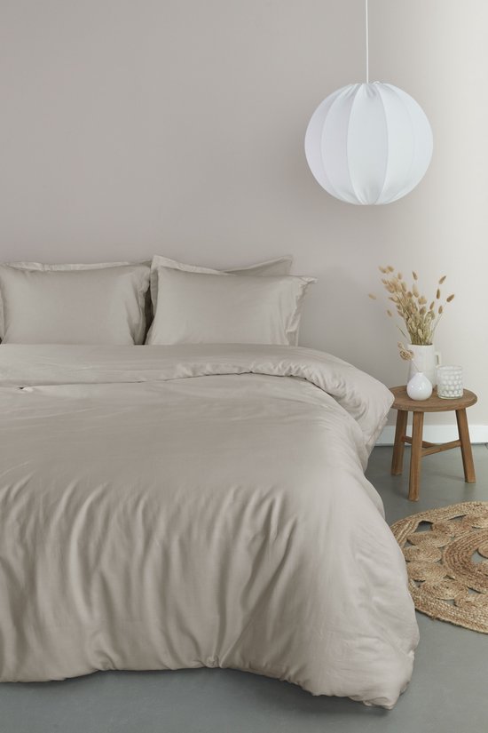 Ambiante Satin Uni dekbedovertrek - Lits-Jumeaux - 240 x 200/220 cm - Zand van Ambiante — afbeelding 2