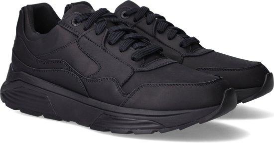 Zwarte Xsensible lage sneakers met veters en dikke zool.