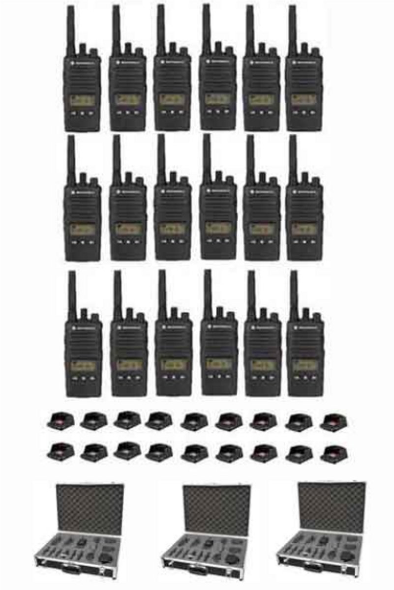 Set van 18 Motorola XT460 IP55 PMR446 Portofoon met tafellader en koffer