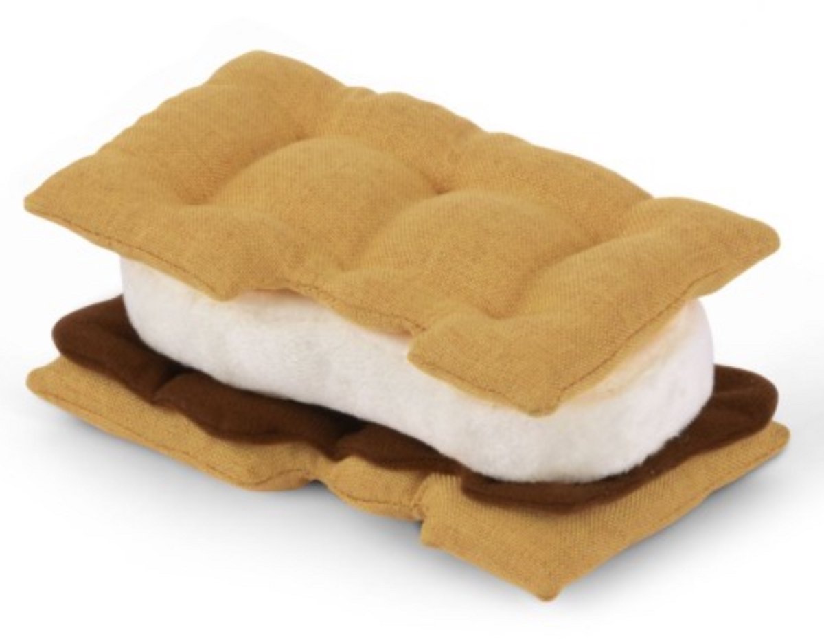 PLAY - Camp Corbin - Gimme S’more - Hondenspeelgoed - Honden - Puppyspeelgoed - Interactief hondenspeeltje - Stevig hondenspeeltje - Marshmallow - Pet P.l.a.y. - hondenspeeltje - camping - grappig hondenspeeltje