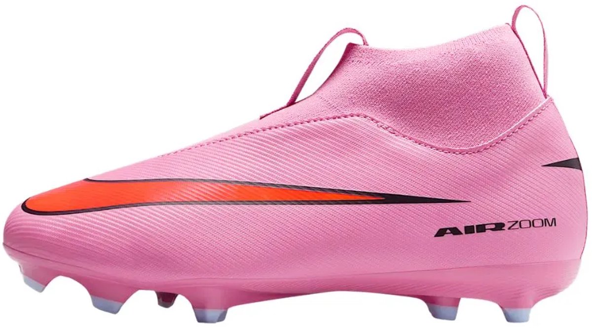 Nike jr. Mercurial Superfly 10 FG voetbalschoenen voor kinderen in rood met Air Zoom unit voor extra snelheid.