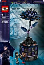 LEGO® Wednesday Zwarte Dahlia - 76784