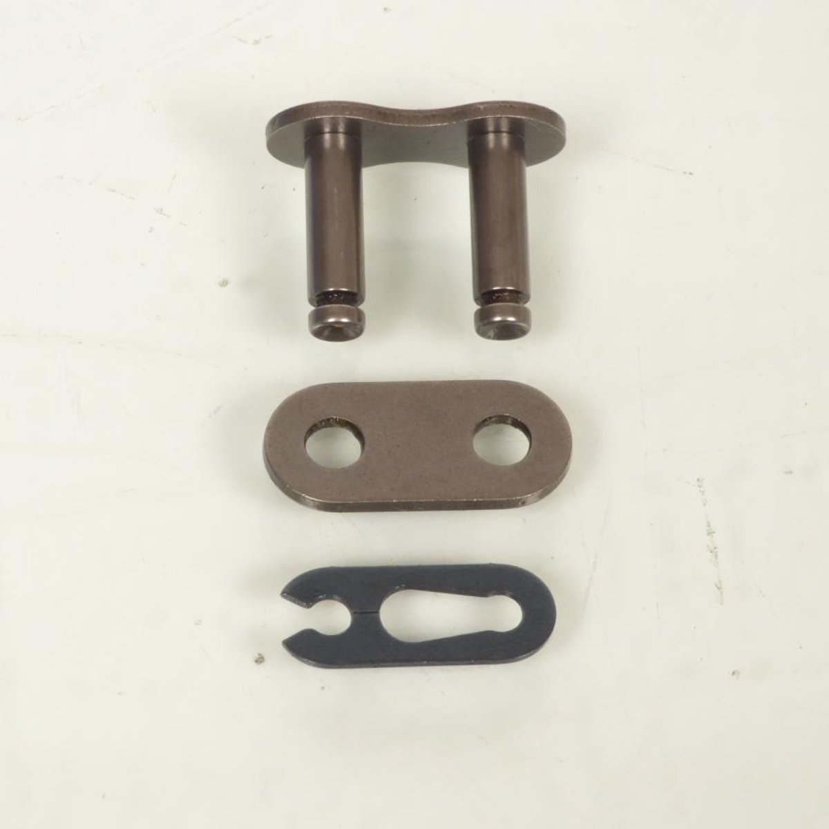 Attache rapide chaine transmission 428 Sarkany pour moto ARCHIVE 50 Cafe racer