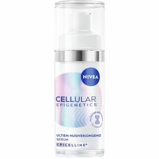 Fles NIVEA CELLULAR EPIGENETICS ULTIEM HUIDVERJONGEND SERUM EPICELLINE met pompje. Fles is transparant met witte en zilveren accenten.