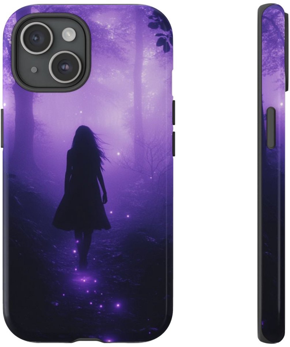 Silhouet in Gloeiend Paars Bos – Telefoonhoesje Geschikt voor iPhone 15