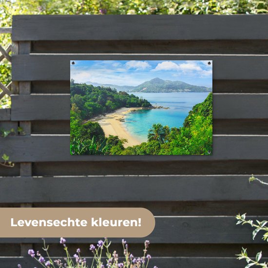 Tuinposter 90x60 cm - Tuindecoratie Strand - Zee - Eiland - Boom - Poster voor in de tuin - Buiten decoratie - Schutting tuinschilderij - Tuindoek muurdecoratie - Wanddecoratie balkondoek
