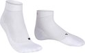 Wit Falke sportsok, L-markering zichtbaar.