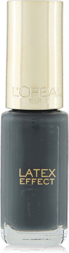 L'Oréal Paris nagellak in de kleur '888 Mademoiselle Grey', een donkergrijs met gouden dop.