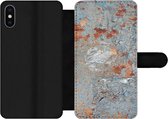 Bookcase Geschikt voor iPhone XS telefoonhoesje - Roest print - Verf - Metaal - Met vakjes - Wallet case met magneetsluiting