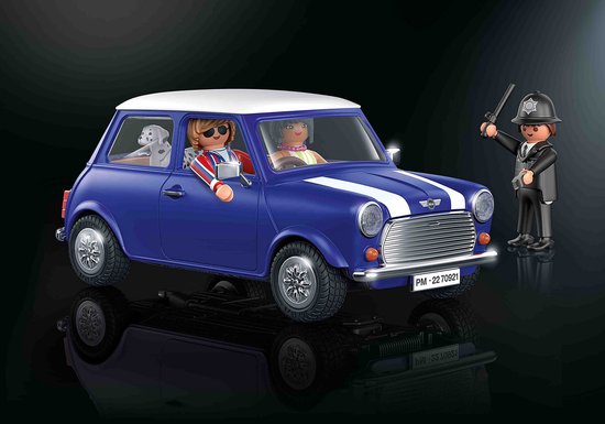 Blauwe Mini Cooper met wit dak en witte strepen, met twee Playmobil-figuren en een dalmatiër. Een politieagent staat ernaast.