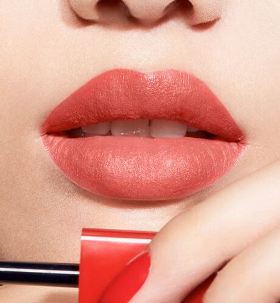 Dior Rouge Dior Ultra Care Liquid Lipstick | bol.com