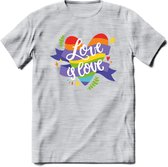 Love Is Love | Pride T-Shirt | Grappig LHBTIQ+ / LGBTQ / Gay / Homo / Lesbi Cadeau Shirt | Dames - Heren - Unisex | Tshirt Kleding Kado | - Licht Grijs - Gemaleerd - M