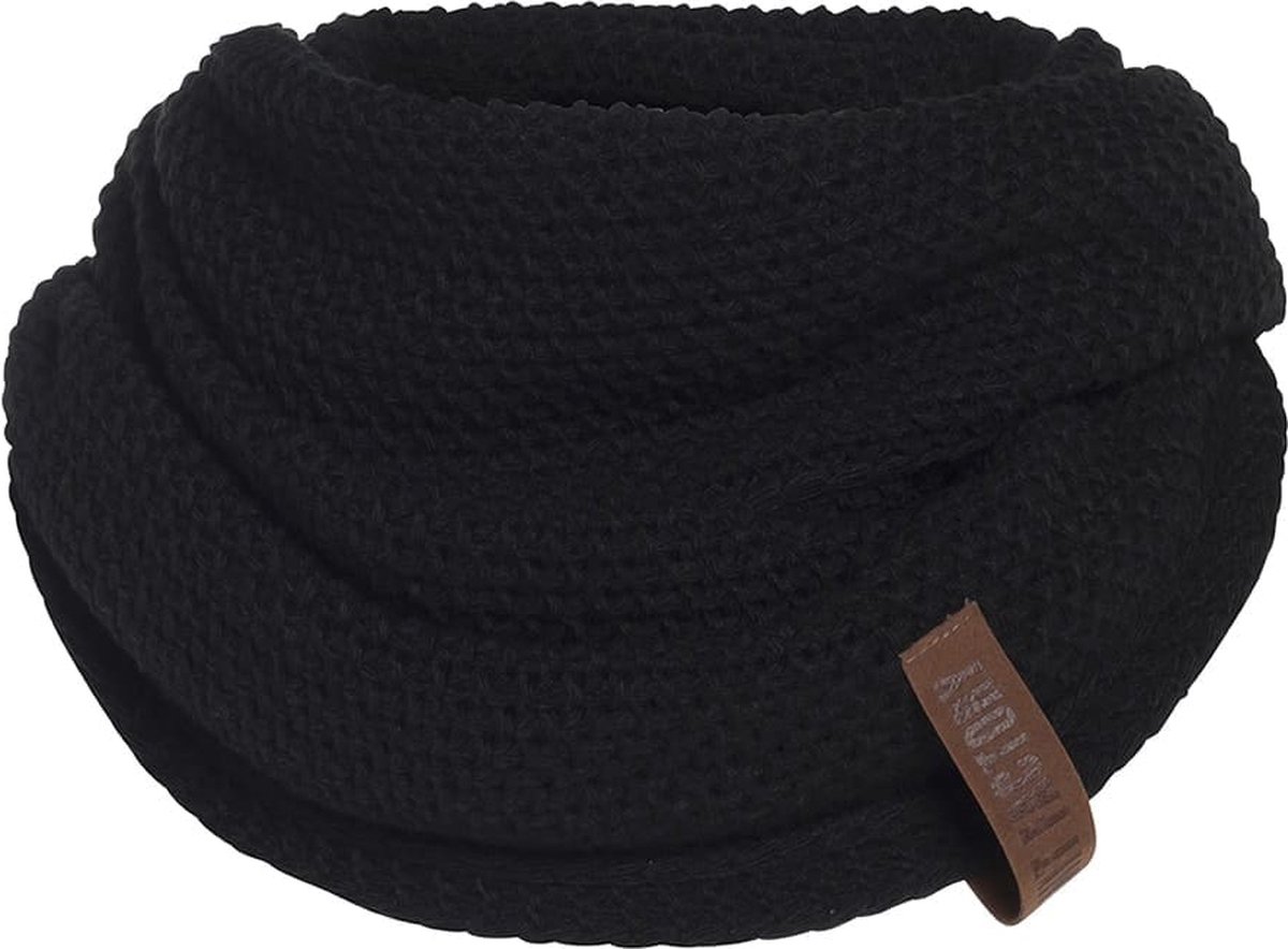 Knit Factory Coco Gebreide Colsjaal - Ronde Sjaal - Nekwarmer - Wollen Sjaal - Zwarte Colsjaal - Dames sjaal - Heren sjaal - Unisex - Zwart - One Size