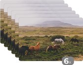 Placemat kinderen - Placemat - Placemats kunststof - Paarden - IJsland - Bruin - 45x30 cm - 6 stuks - Hittebestendig - Anti-Slip - Onderlegger - Afneembaar