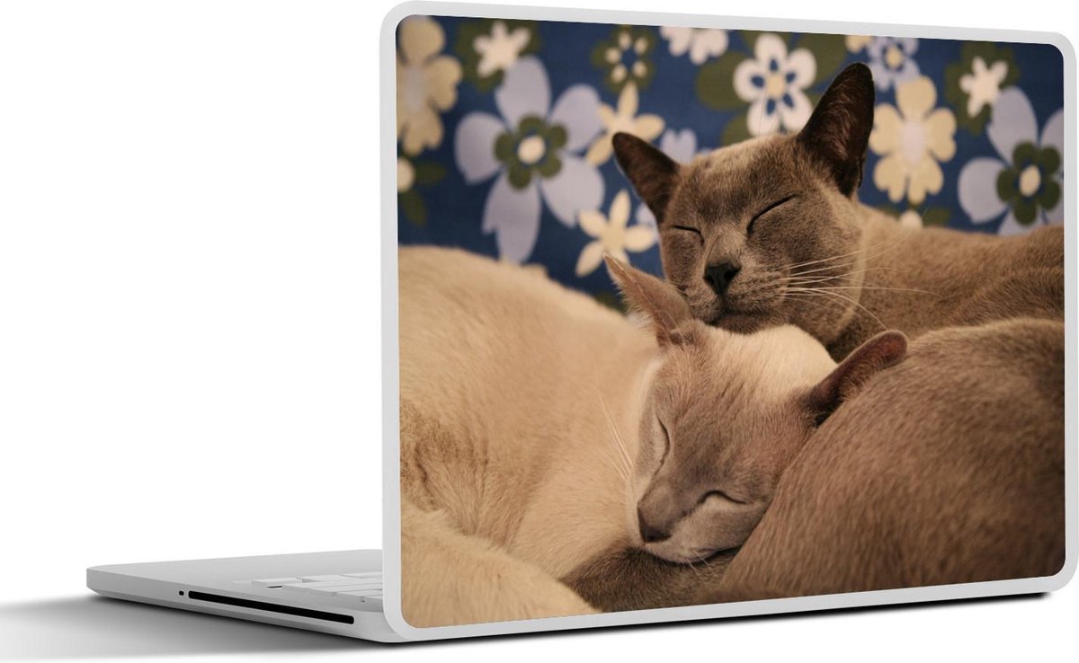 Afbeelding van product SleevesAndCases  Laptop sticker - 13.3 inch - Twee knuffelende Burmese katten