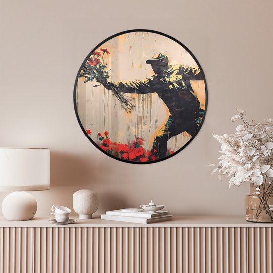 Poster in lijst Rond - Fotolijst 60x60 cm - Posters - Street art - Man - Bloemen - Graffiti - Banksy Style - Ronde posterlijst zwart - Decoratie - Wanddecoratie woonkamer - Muurdecoratie slaapkamer