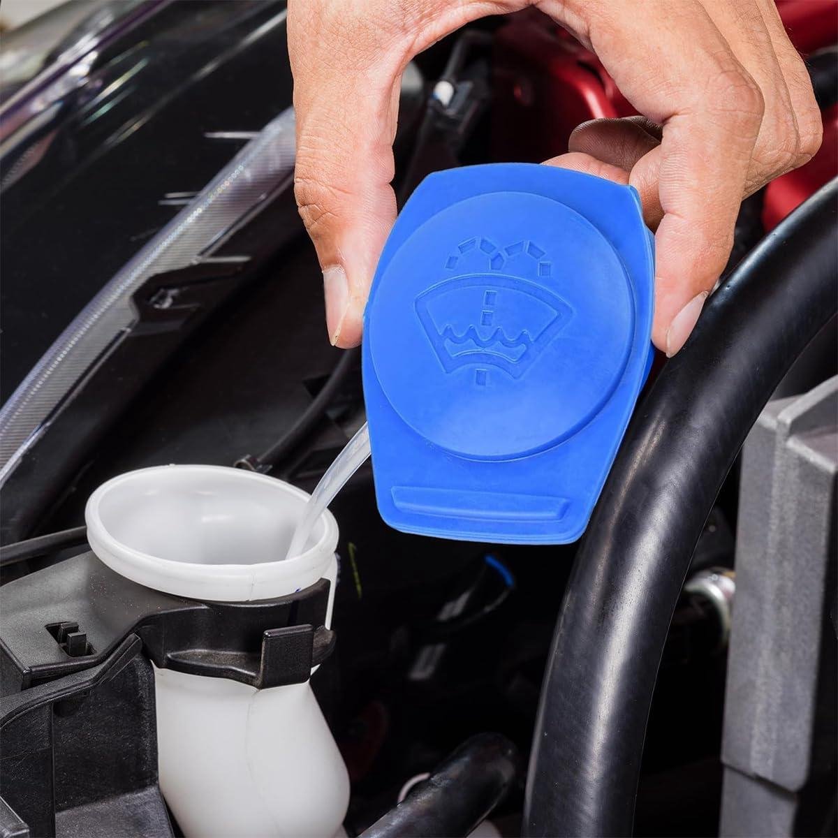Dop Ruitensproeiervloeistofreservoir Dop Ruitensproeiervloeistof In De Motor Van Een Auto Close Updop Voorruitreiniger Watervloeistoftank 436221 1621